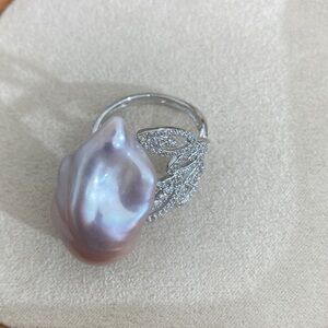 Elegant Silver and Pink Pearl Ring